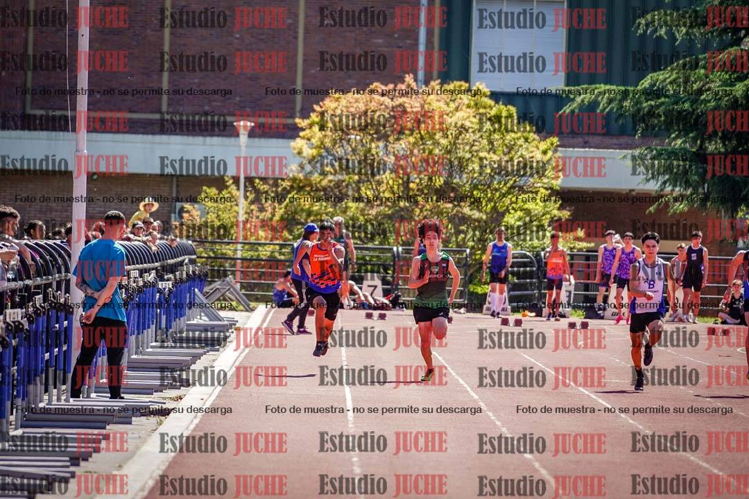 Fotos de los 100 m llanos de varones