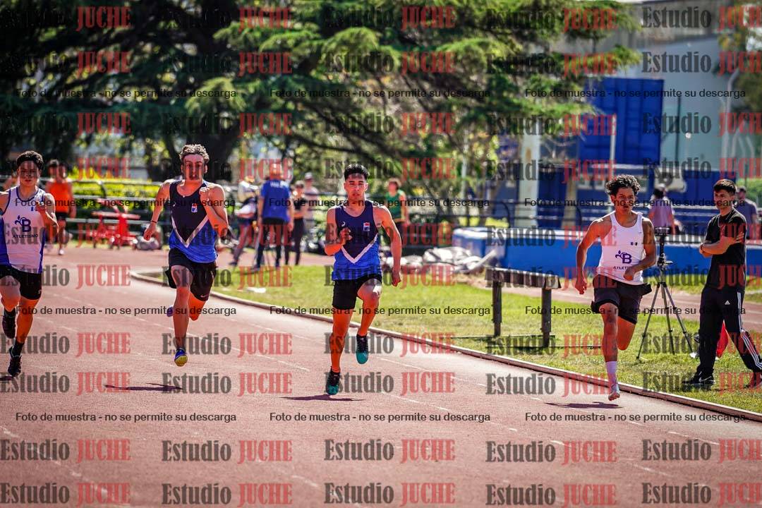 Fotos de los 100 m llanos de varones
