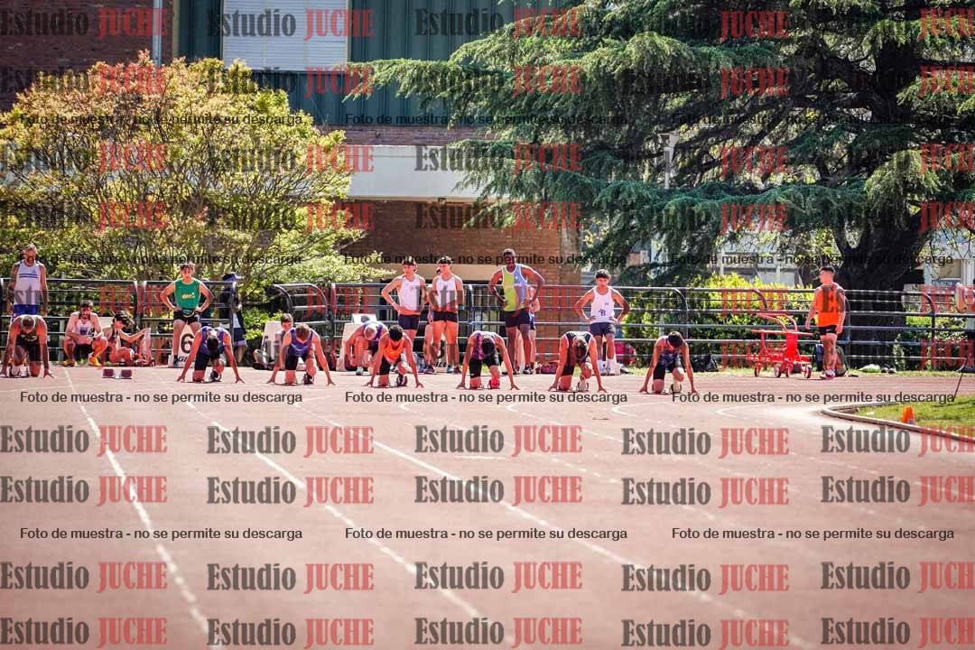 Fotos de los 100 m llanos de varones