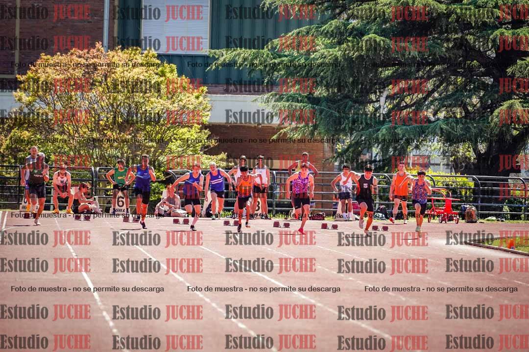 Fotos de los 100 m llanos de varones