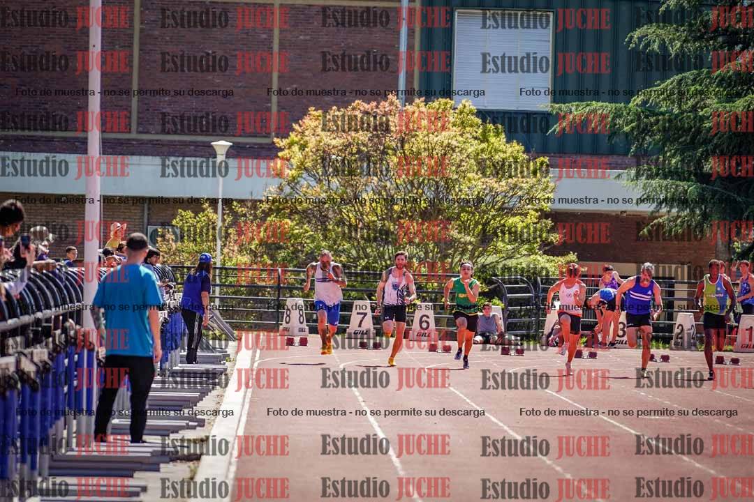 Fotos de los 100 m llanos de varones