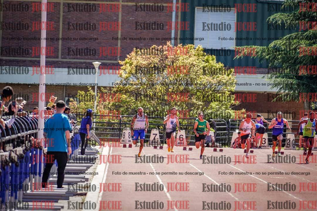 Fotos de los 100 m llanos de varones