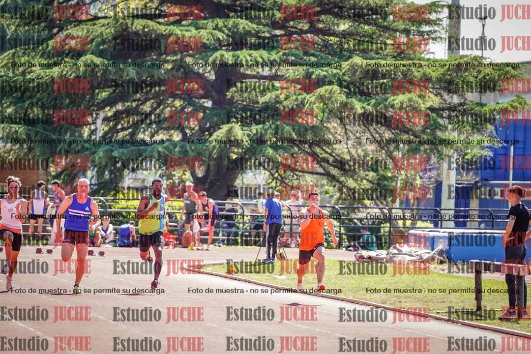Fotos de los 100 m llanos de varones