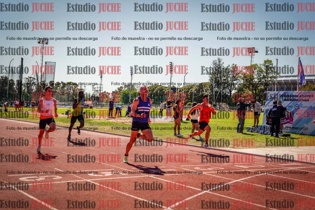 Fotos de los 100 m llanos de varones