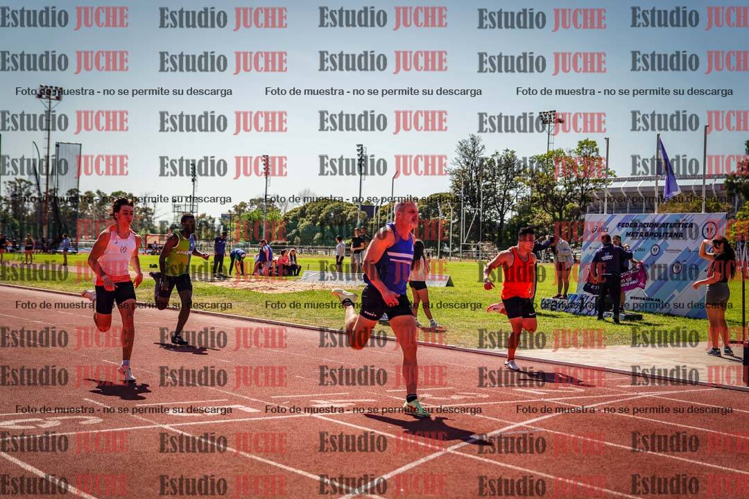Fotos de los 100 m llanos de varones