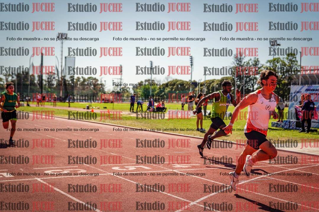 Fotos de los 100 m llanos de varones