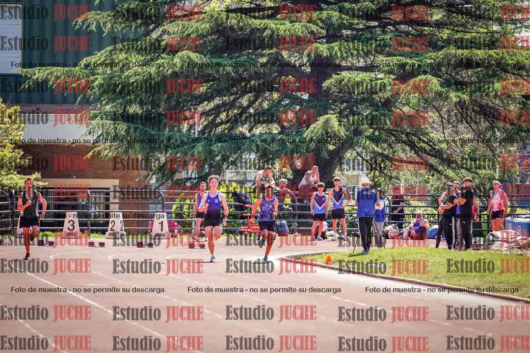 Fotos de los 100 m llanos de varones