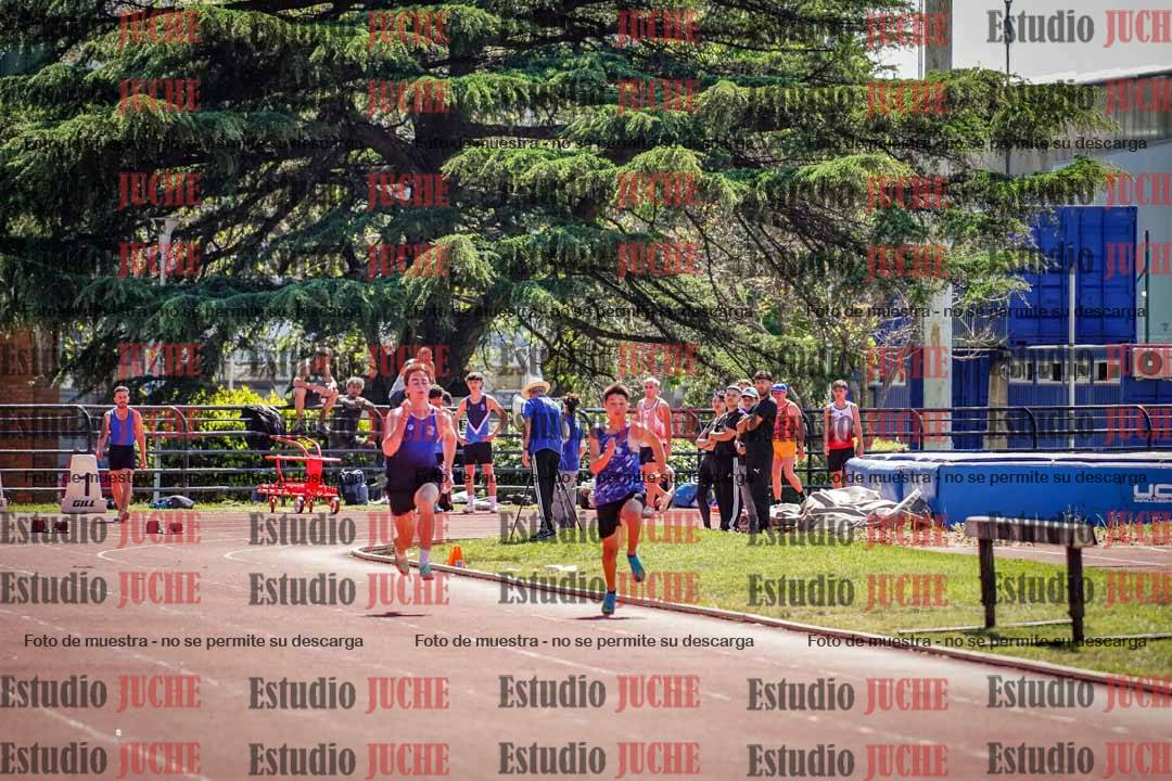 Fotos de los 100 m llanos de varones