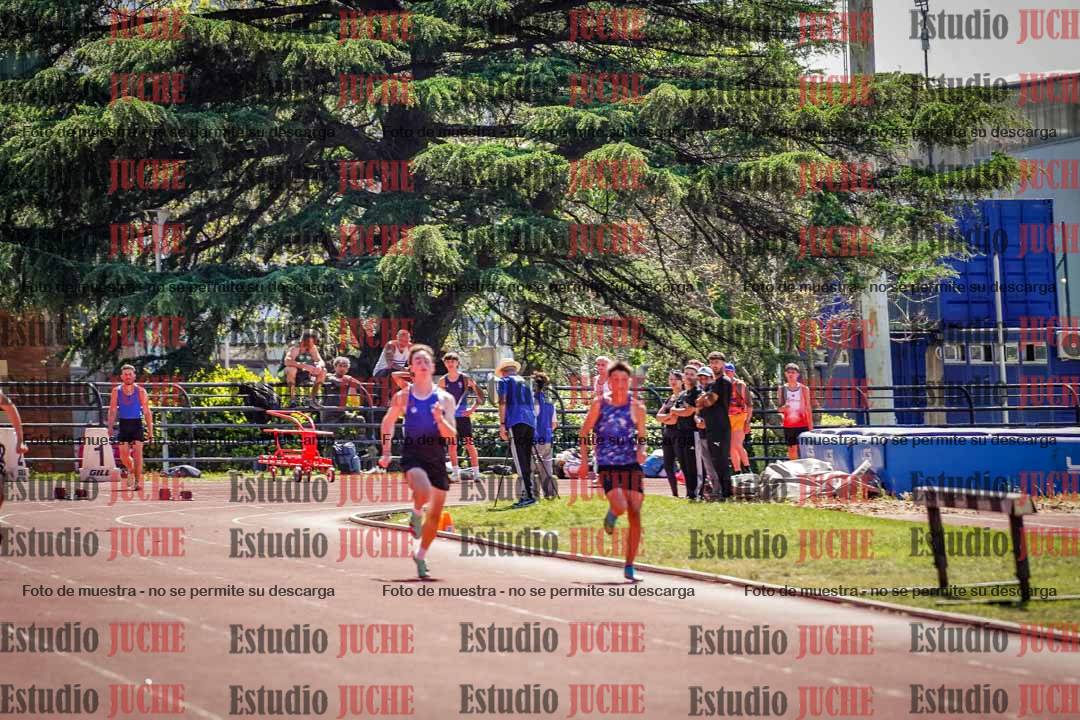 Fotos de los 100 m llanos de varones