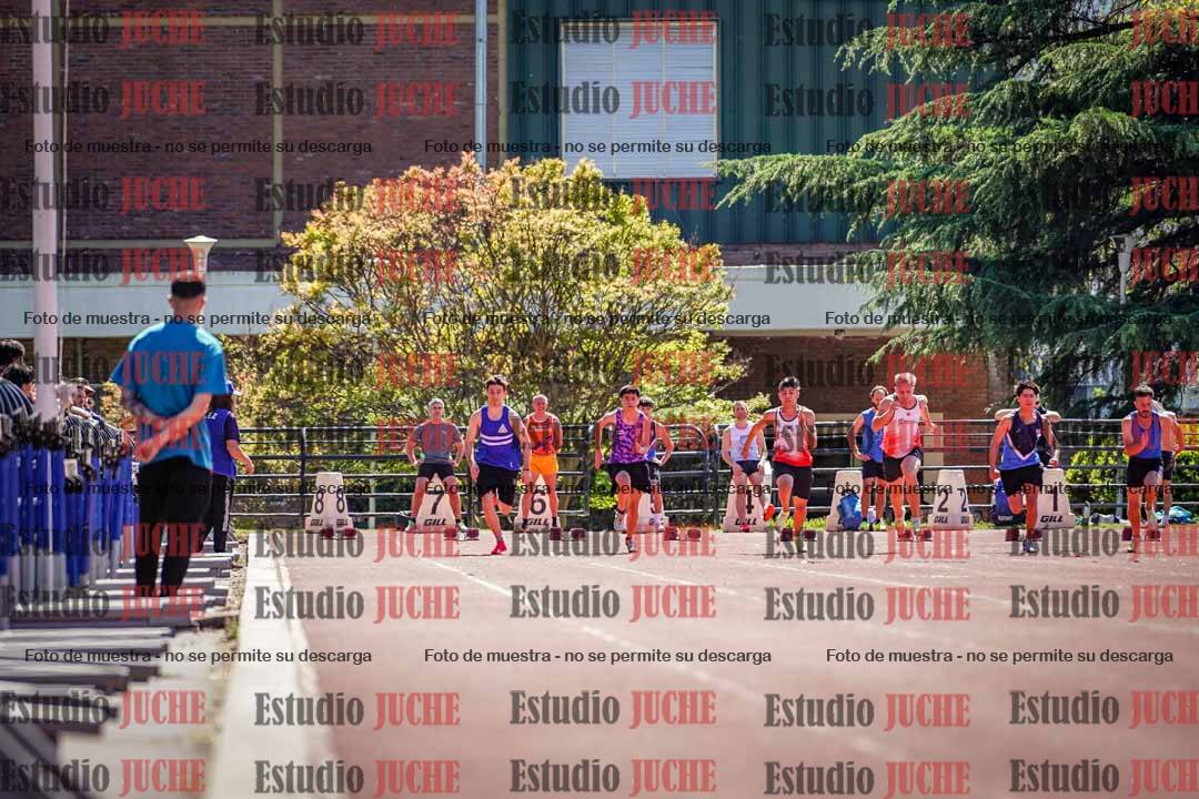 Fotos de los 100 m llanos de varones