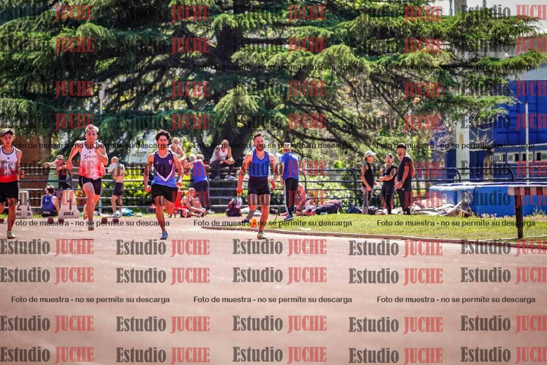 Fotos de los 100 m llanos de varones