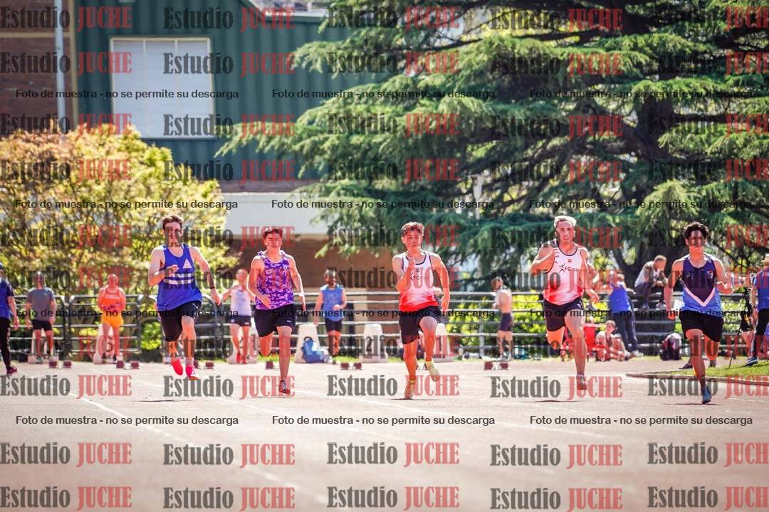 Fotos de los 100 m llanos de varones