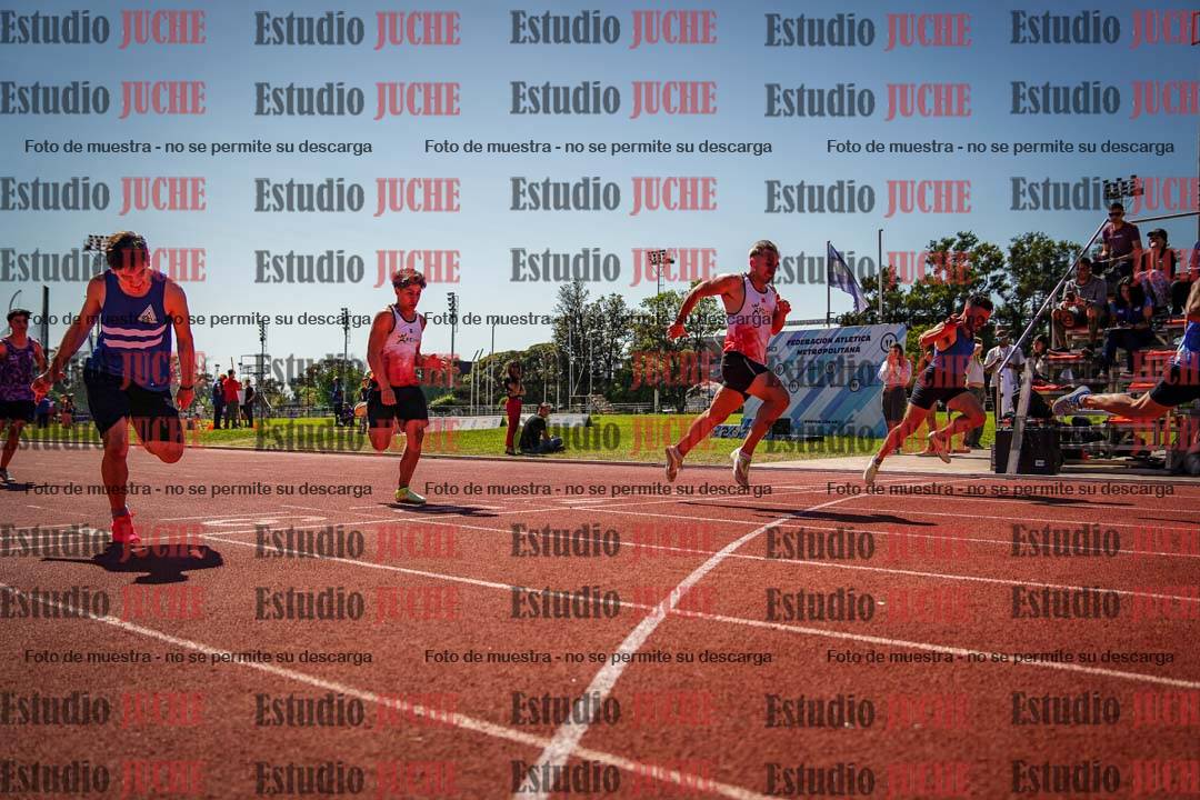Fotos de los 100 m llanos de varones