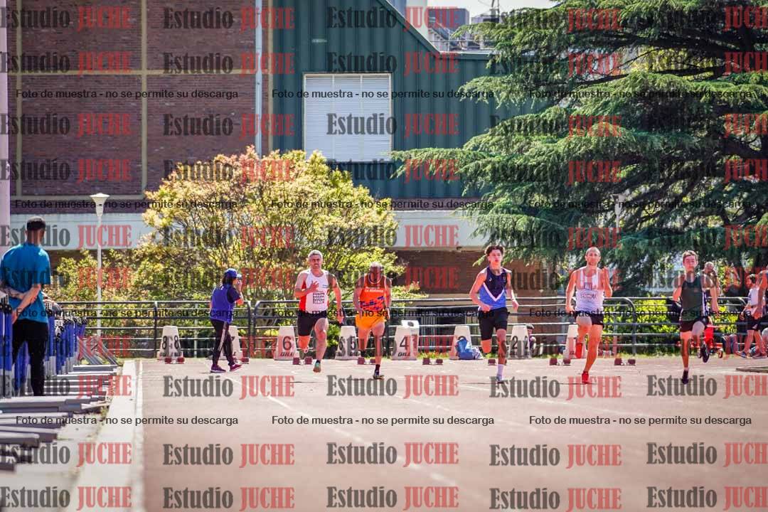 Fotos de los 100 m llanos de varones