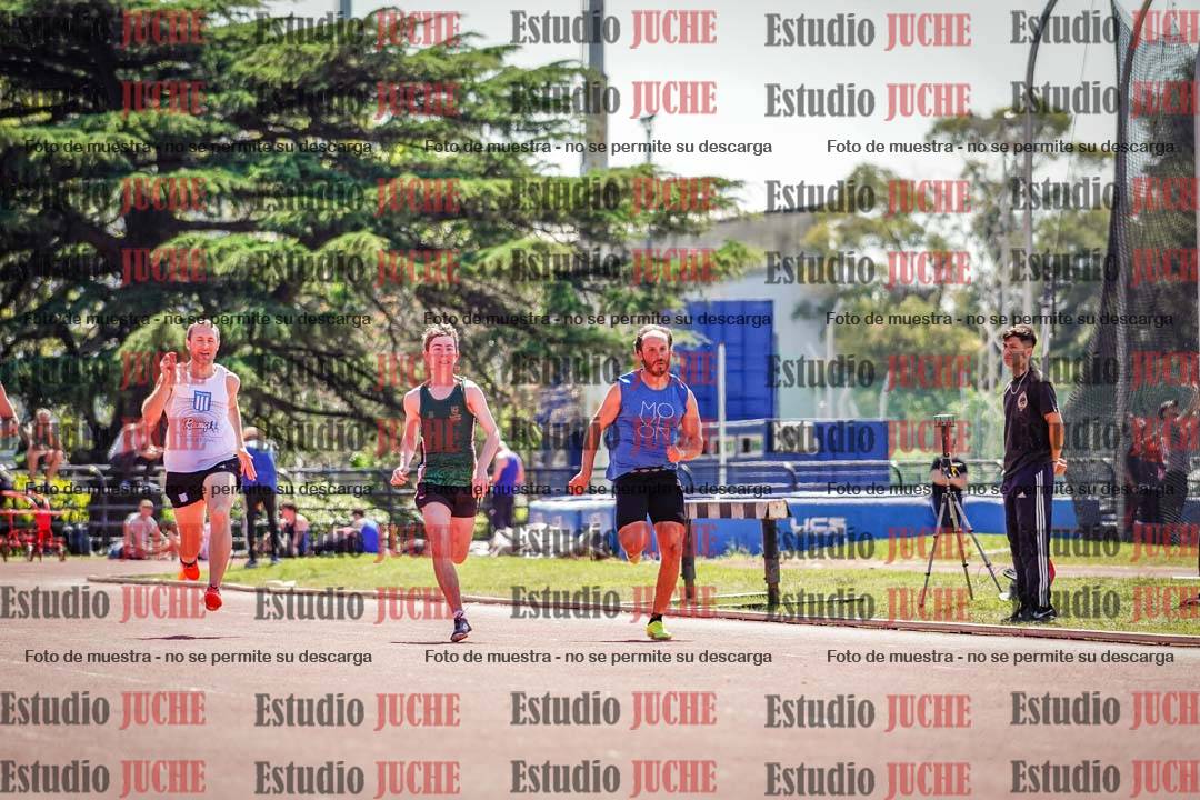 Fotos de los 100 m llanos de varones