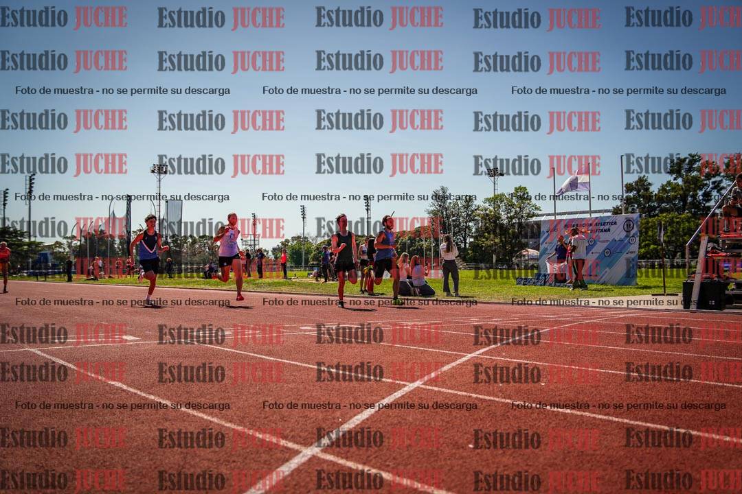 Fotos de los 100 m llanos de varones