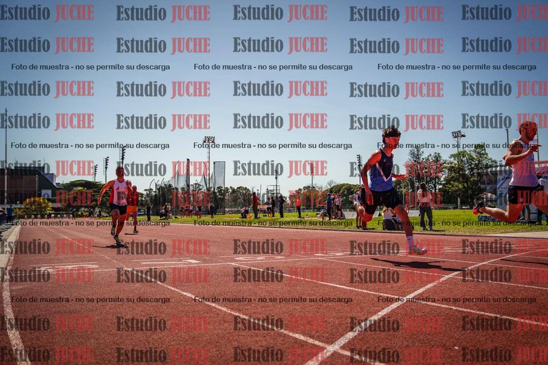Fotos de los 100 m llanos de varones