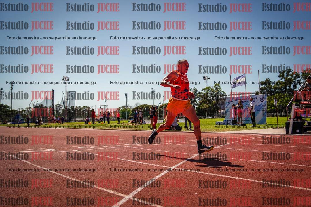 Fotos de los 100 m llanos de varones