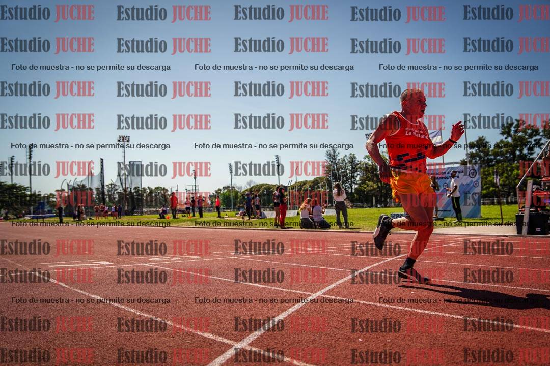 Fotos de los 100 m llanos de varones
