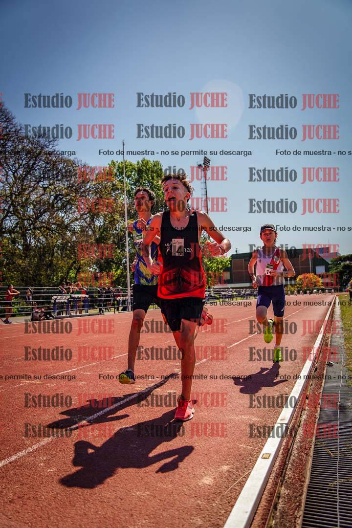 Fotos de los 1200 m llanos de varones