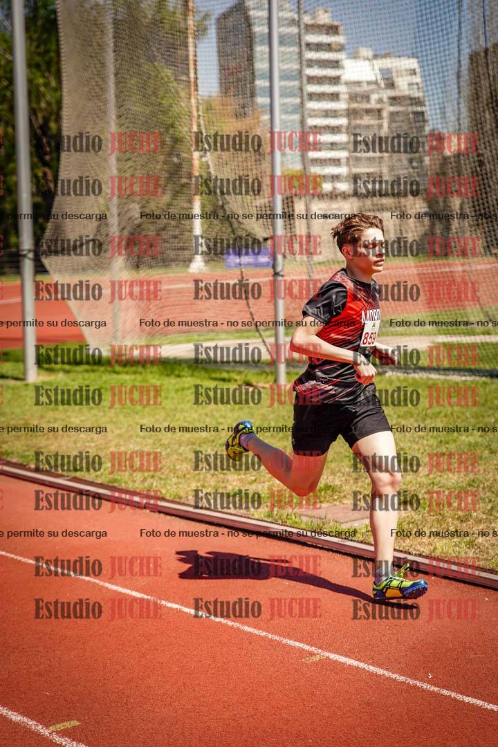 Fotos de los 600 m llanos de varones