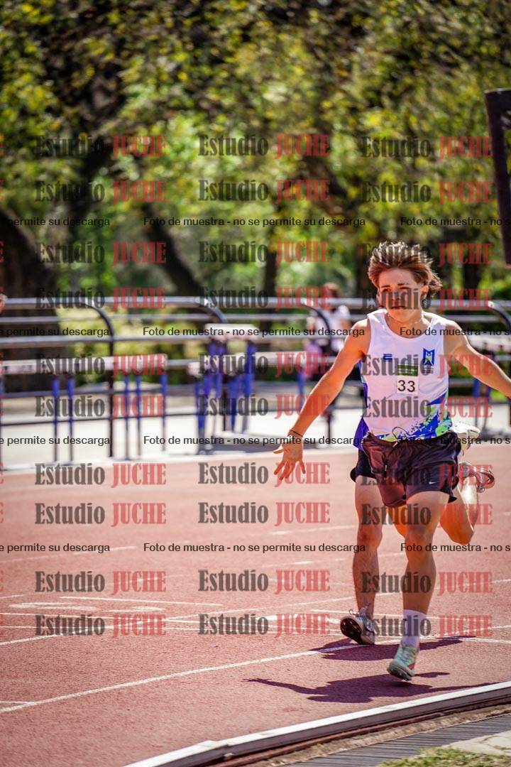 Fotos de los 600 m llanos de varones