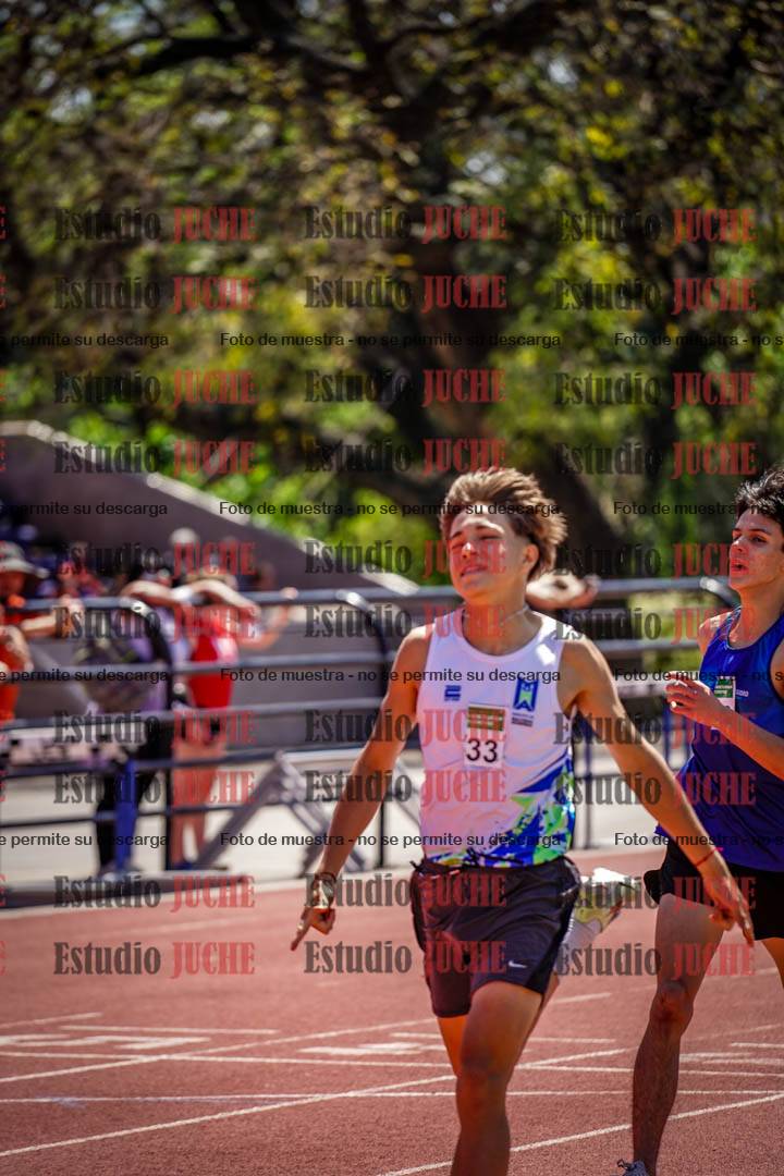 Fotos de los 600 m llanos de varones