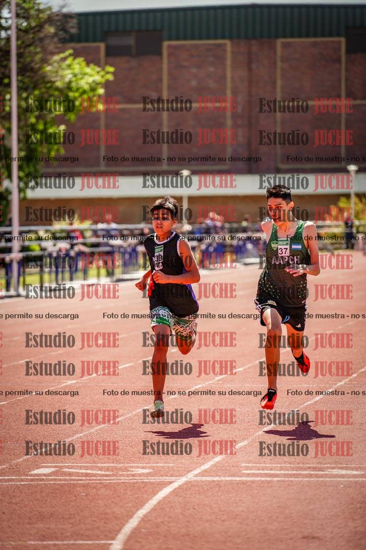 Fotos de los 600 m llanos de varones