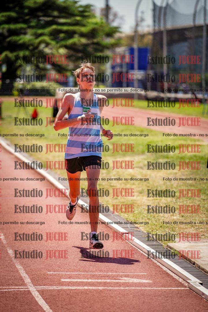 Fotos de los 600 m llanos de varones