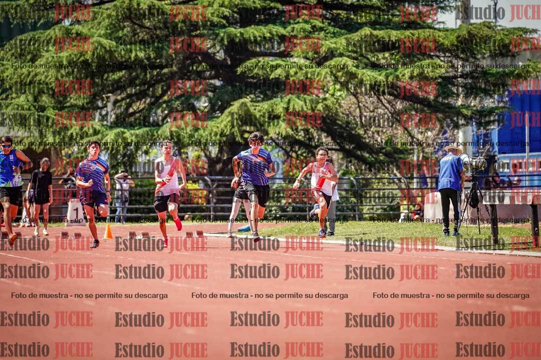Fotos de los 80 m llanos de varones