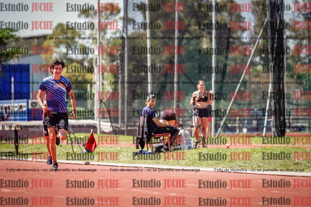 Fotos de los 80 m llanos de varones