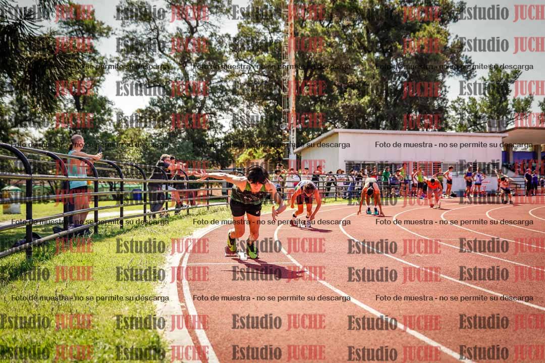 Fotos de los 400 m llanos de varones