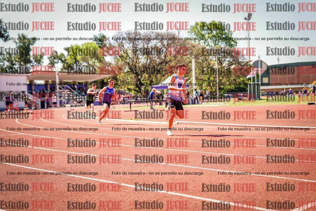 Fotos de los 400 m llanos de varones