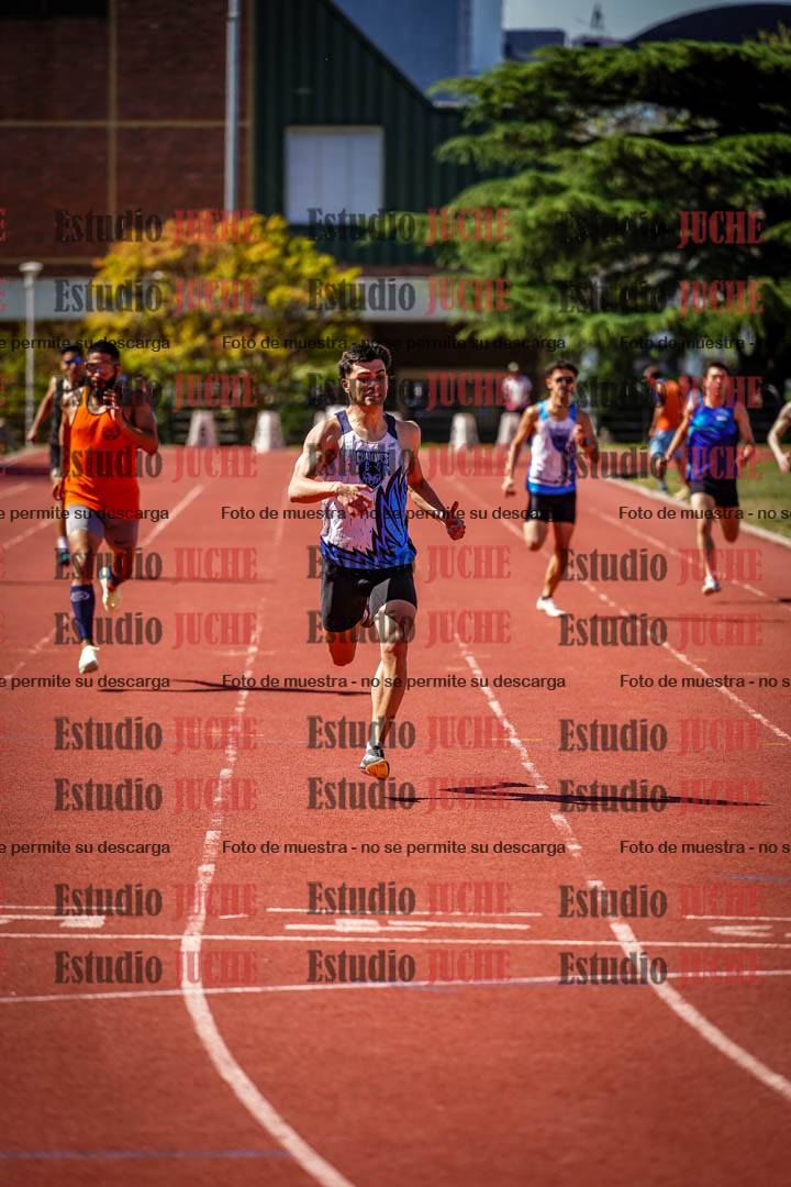 Fotos de los 400 m llanos de varones