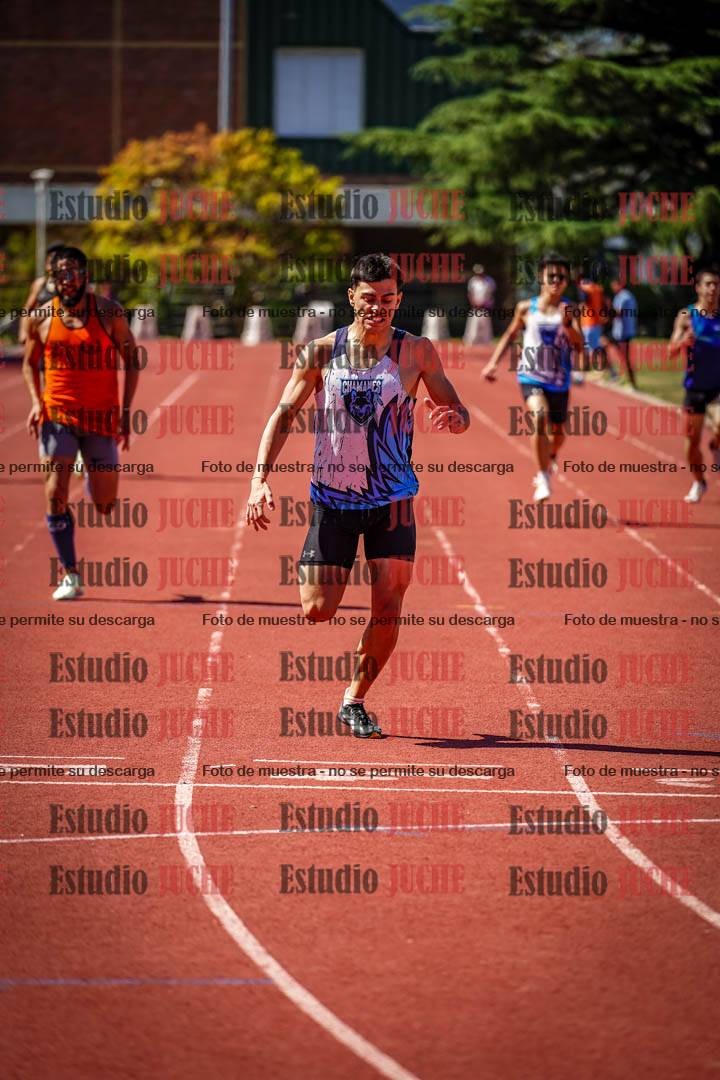 Fotos de los 400 m llanos de varones