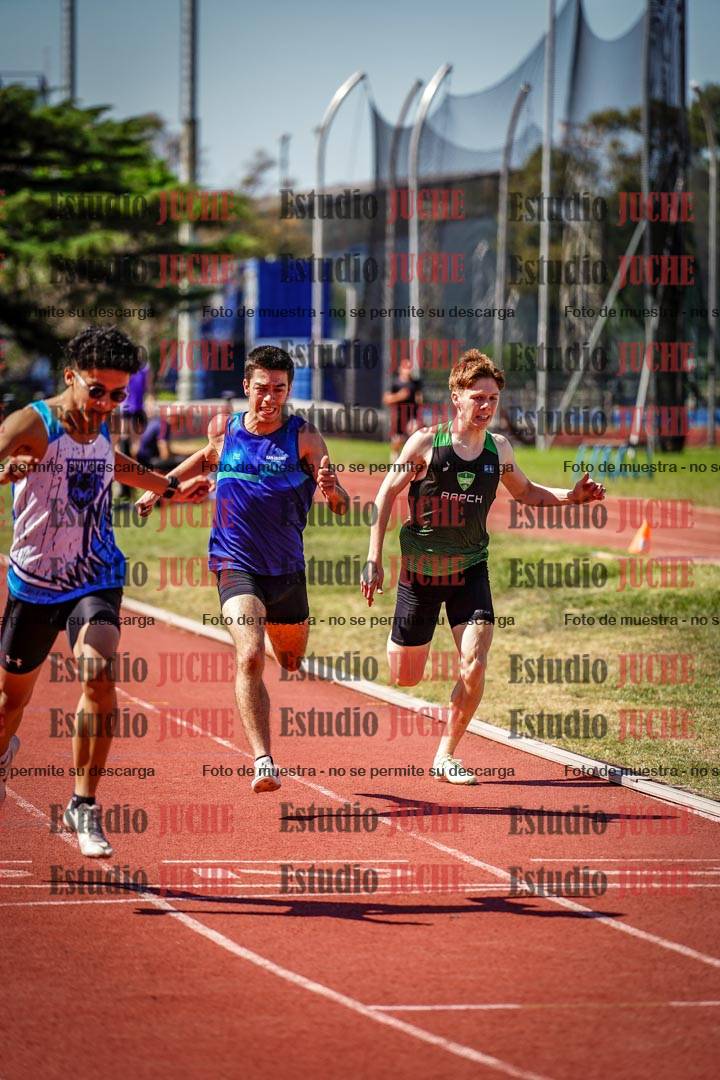Fotos de los 400 m llanos de varones
