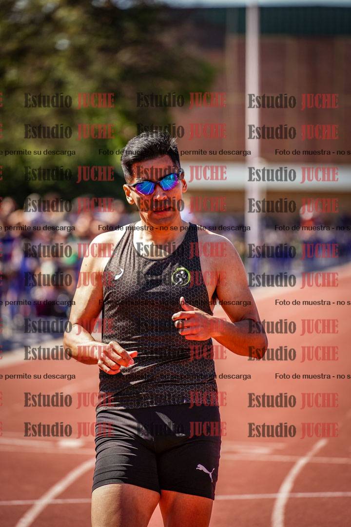 Fotos de los 400 m llanos de varones