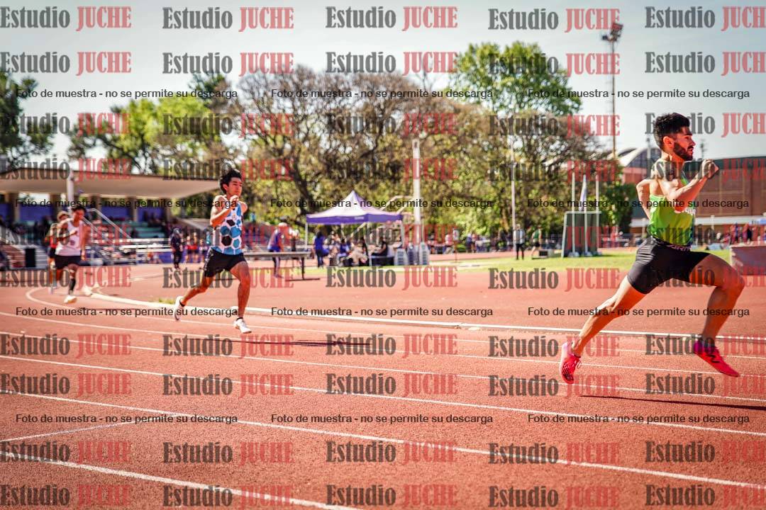 Fotos de los 400 m llanos de varones