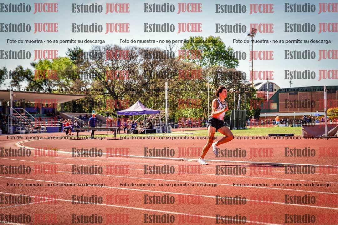 Fotos de los 400 m llanos de varones
