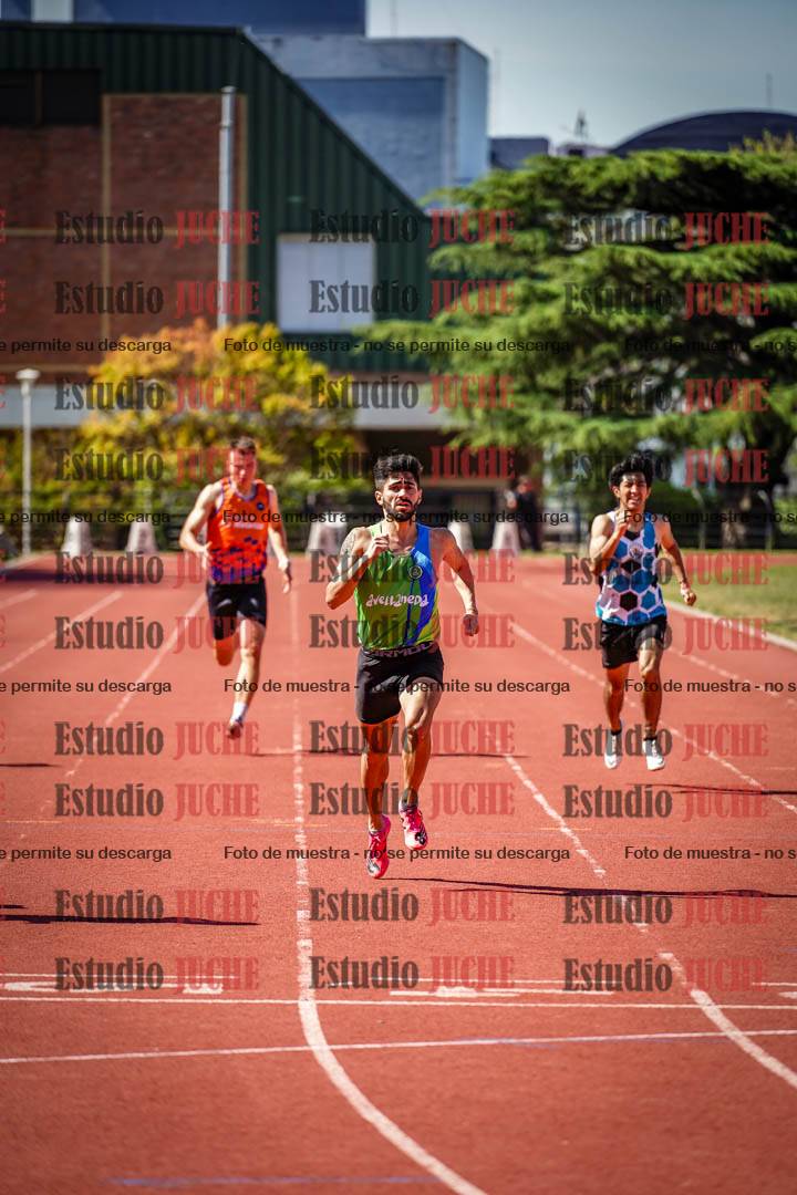 Fotos de los 400 m llanos de varones
