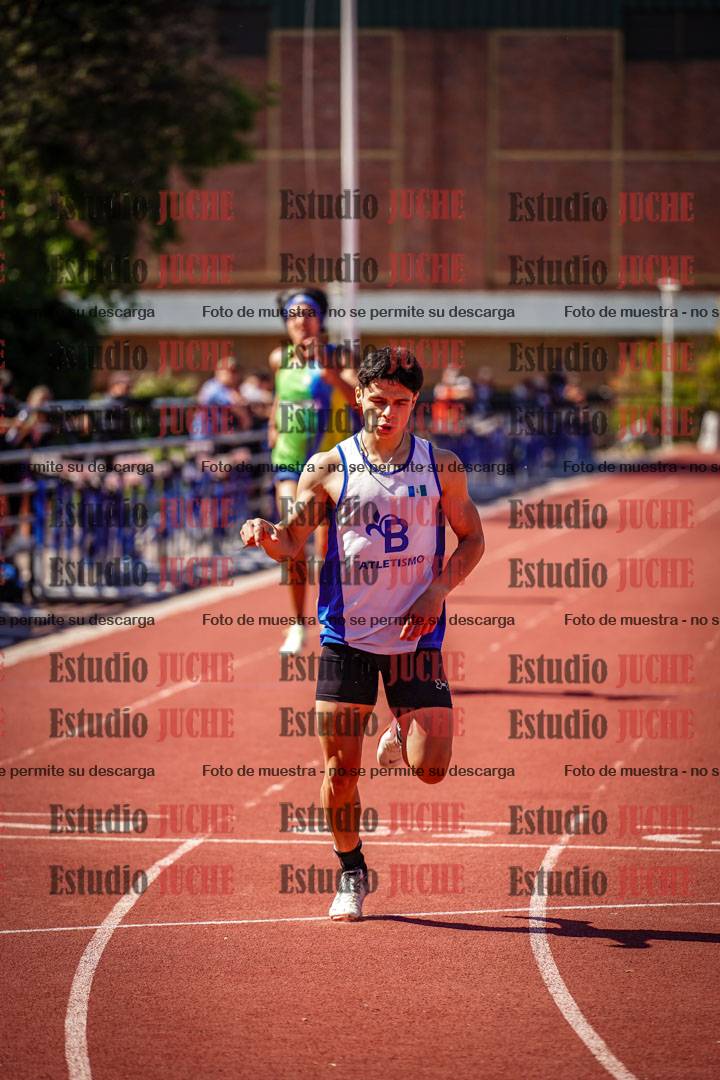 Fotos de los 400 m llanos de varones