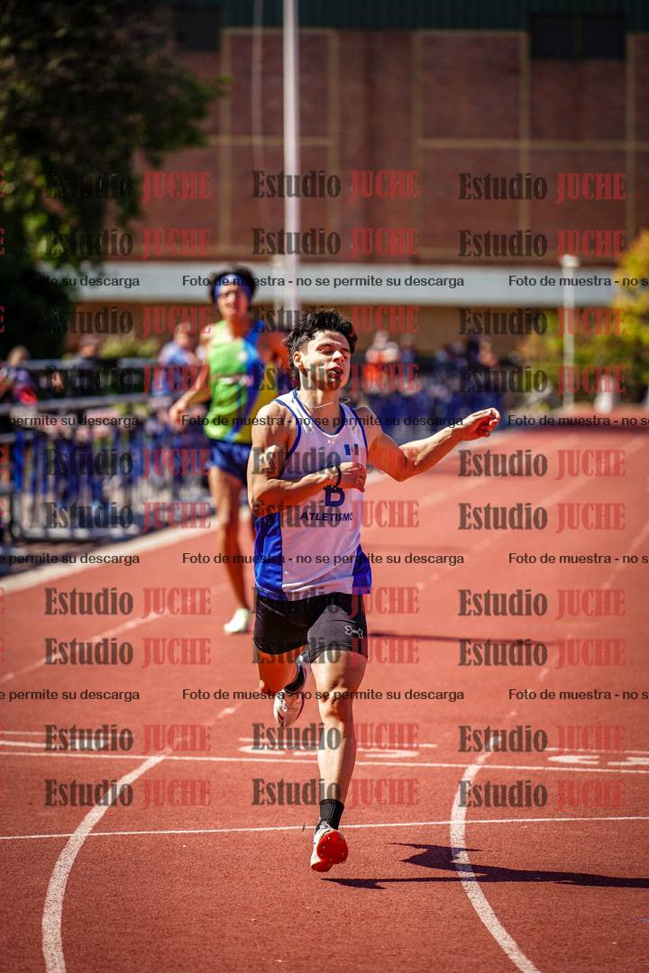 Fotos de los 400 m llanos de varones