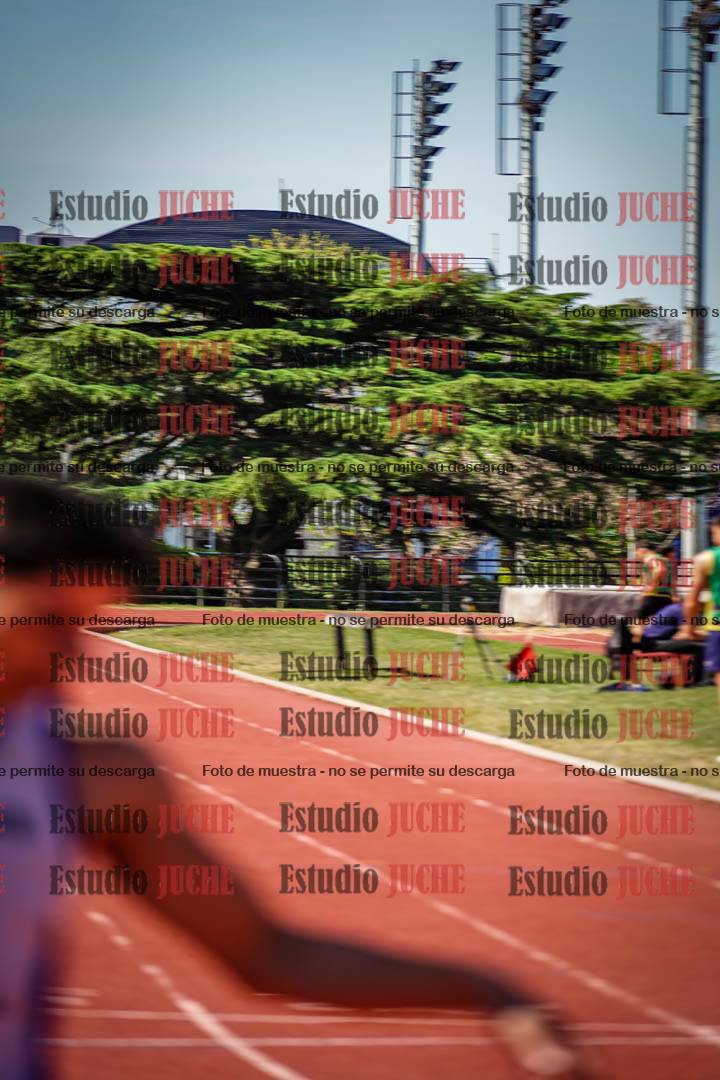 Fotos de los 400 m llanos de varones