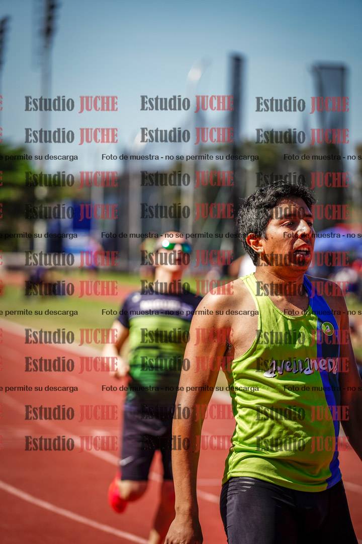 Fotos de los 400 m llanos de varones