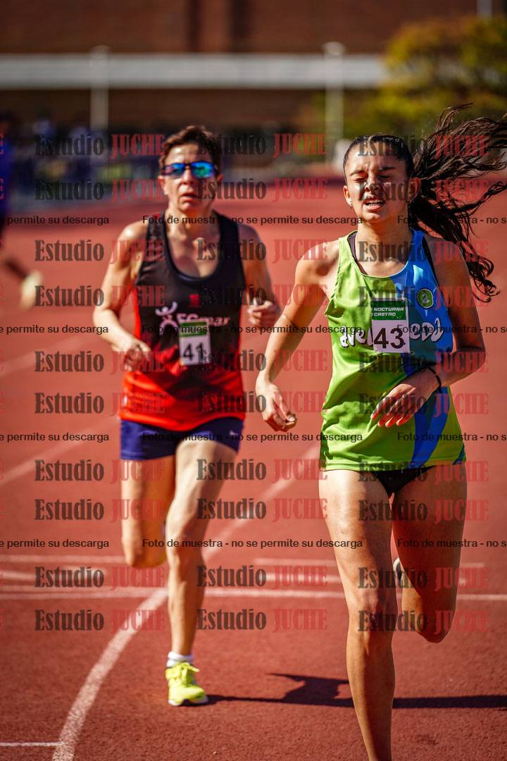 Fotos de los 1500 m llanos de mujeres