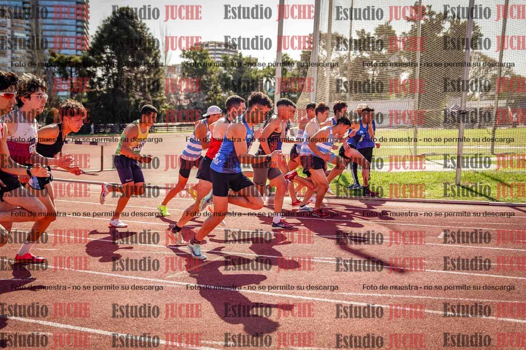 Fotos de los 1500 m llanos de varones