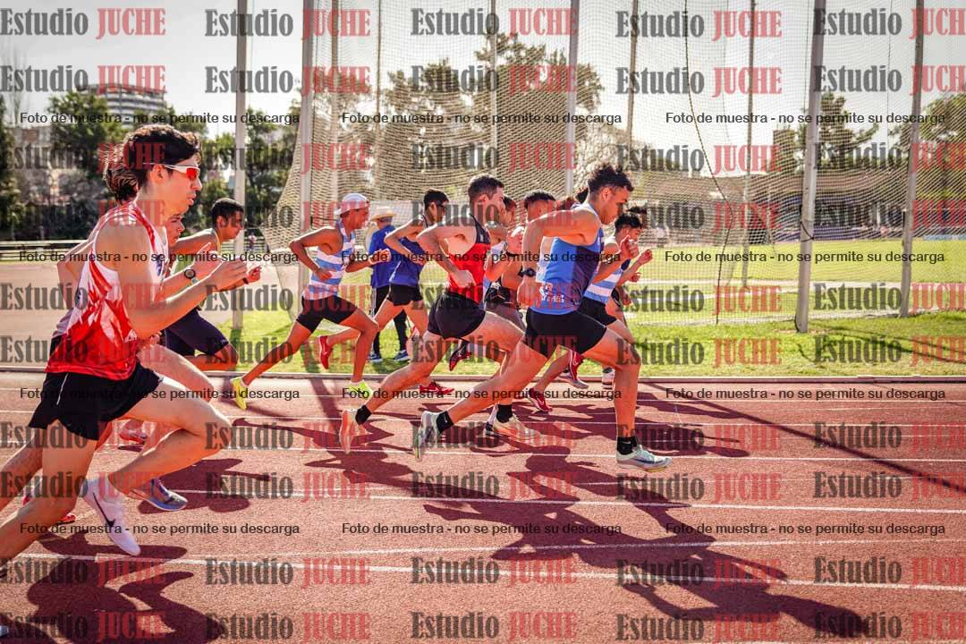 Fotos de los 1500 m llanos de varones