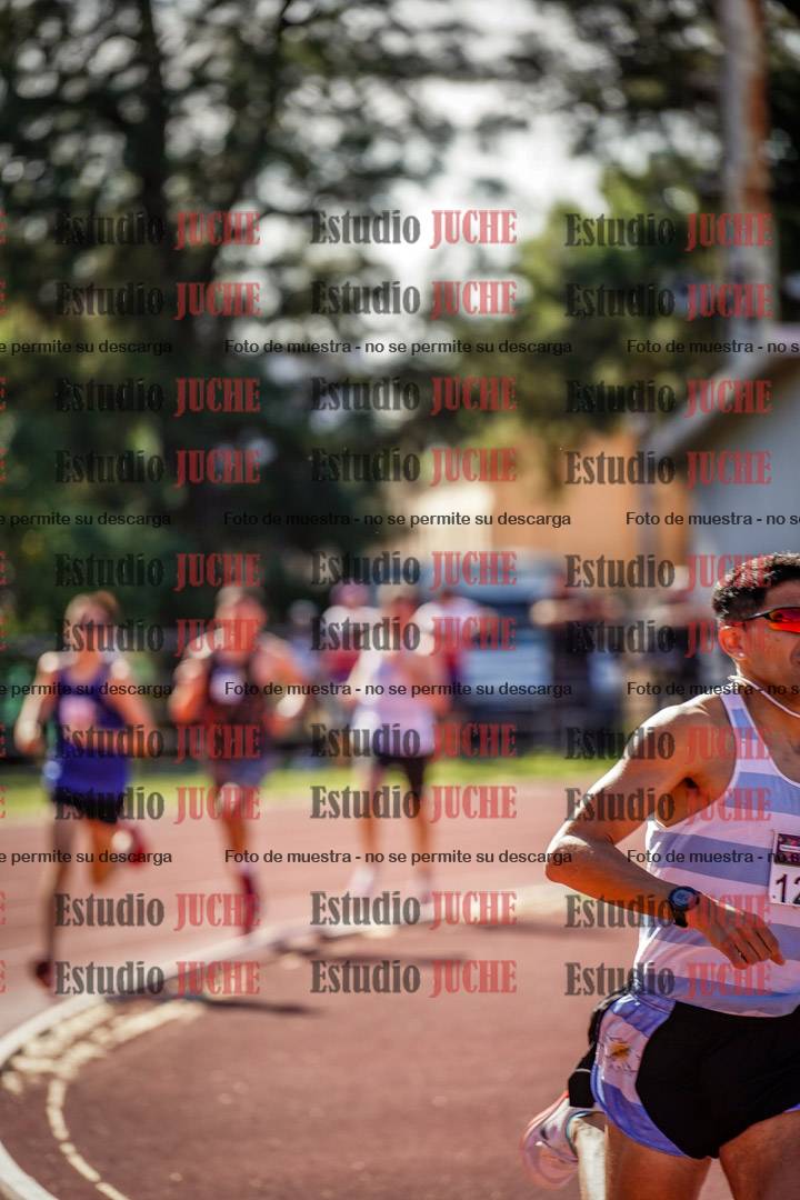 Fotos de los 1500 m llanos de varones