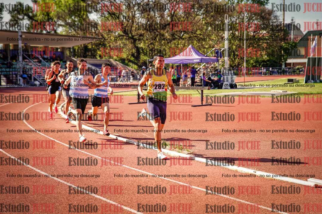 Fotos de los 1500 m llanos de varones
