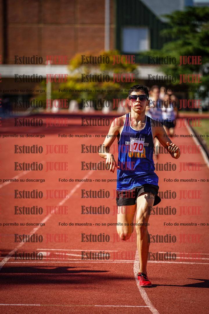 Fotos de los 1500 m llanos de varones
